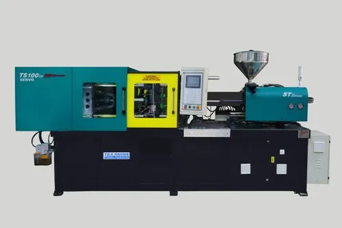 Plastic Injection Molding Machine